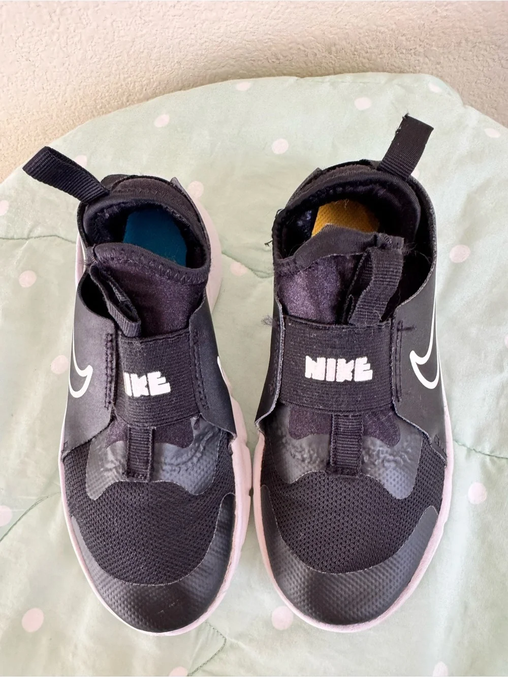 Nike Flex Runner 2 little kids size 13